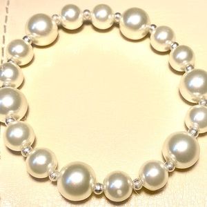 Silver Tone White faux  Pearl Rope Stretch Bracelet
